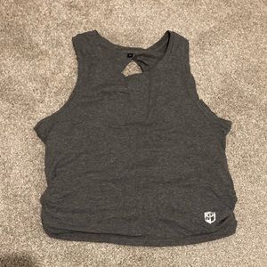 Born primitive crop tank